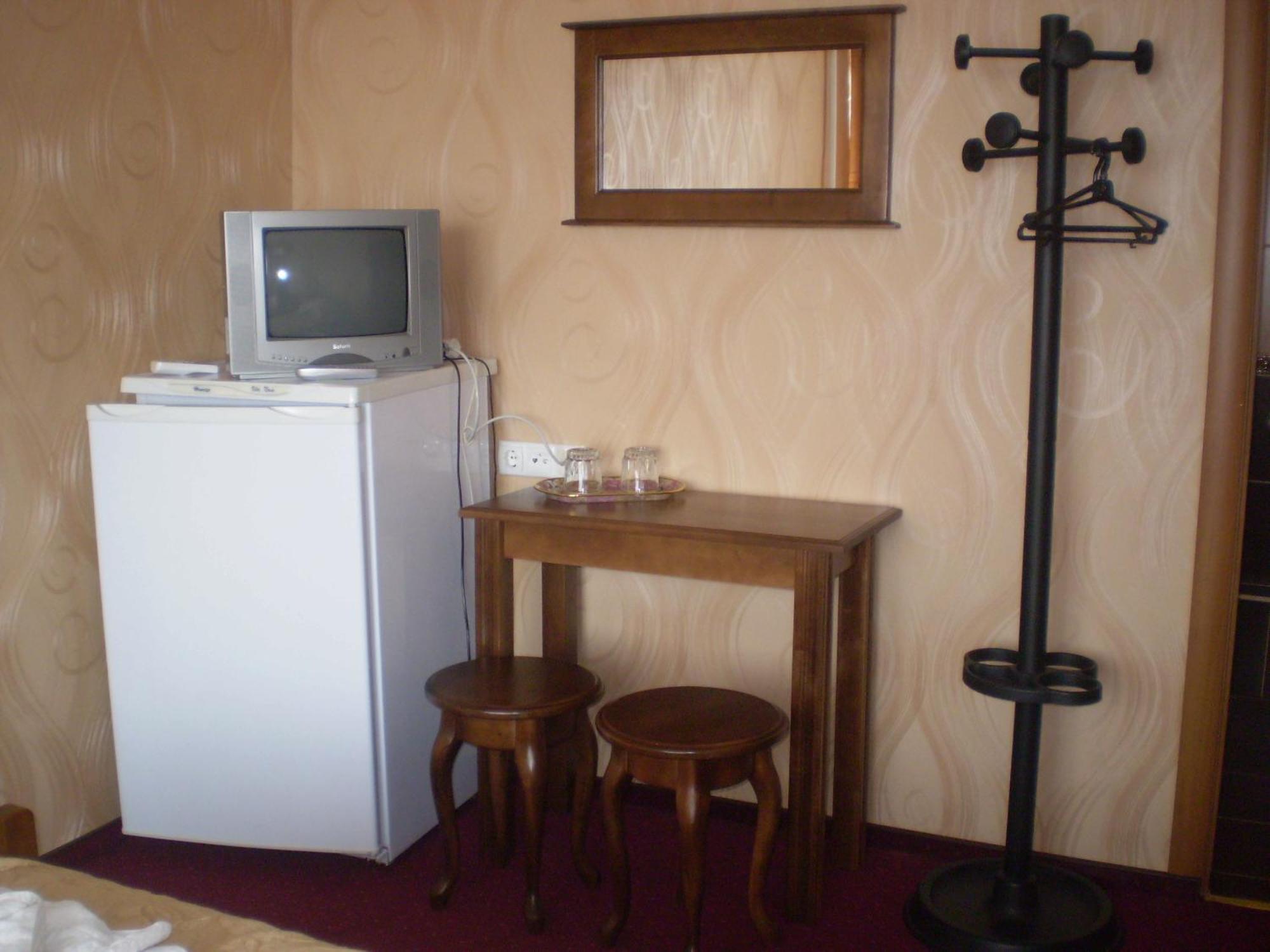 Tourist Poltava Hotel Room photo