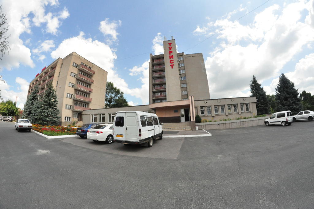 Tourist Poltava Hotel Exterior photo